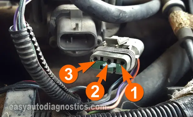 Making Sure The TPS Has 5 Volts. How To Test The TPS (1990, 1991 5.2L V8 Dodge Dakota)