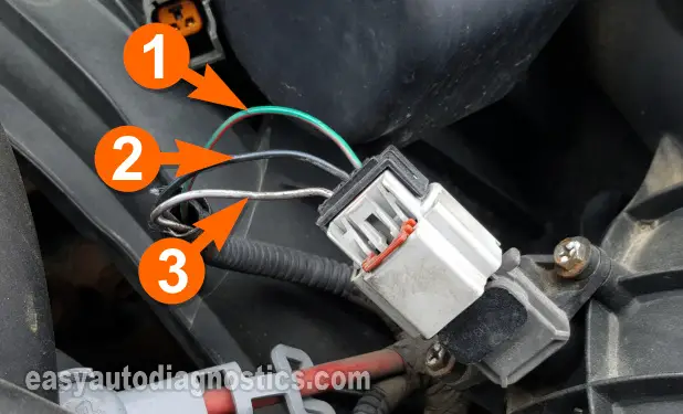 Verifying MAP Sensor Has 5 Volts And Ground. How To Test The MAP Sensor (2003, 2004, 2005, 2006 2.4L Chrysler Sebring And 2.4L Dodge Stratus)
