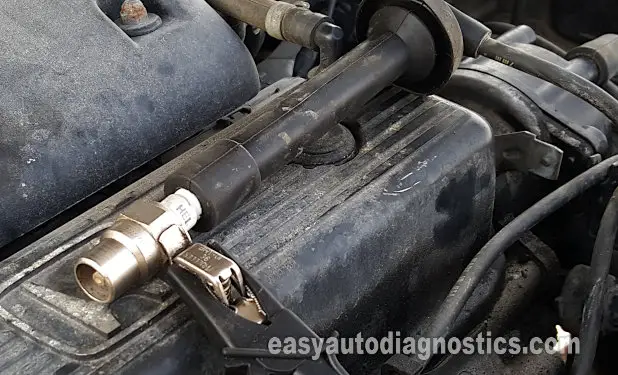 Making Sure The Spark Plug Wires Sparking. How To Test The Ignition System (1995, 1996, 1997 2.7L V6 Honda Accord)