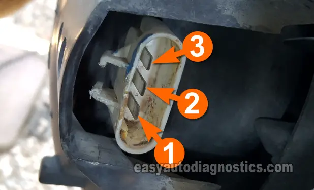 Testing The Amperage Draw Of The Radiator Fan Motor. How To Test The Radiator Fan Motor (1997, 1998, 1999 3.8L Ford Mustang)