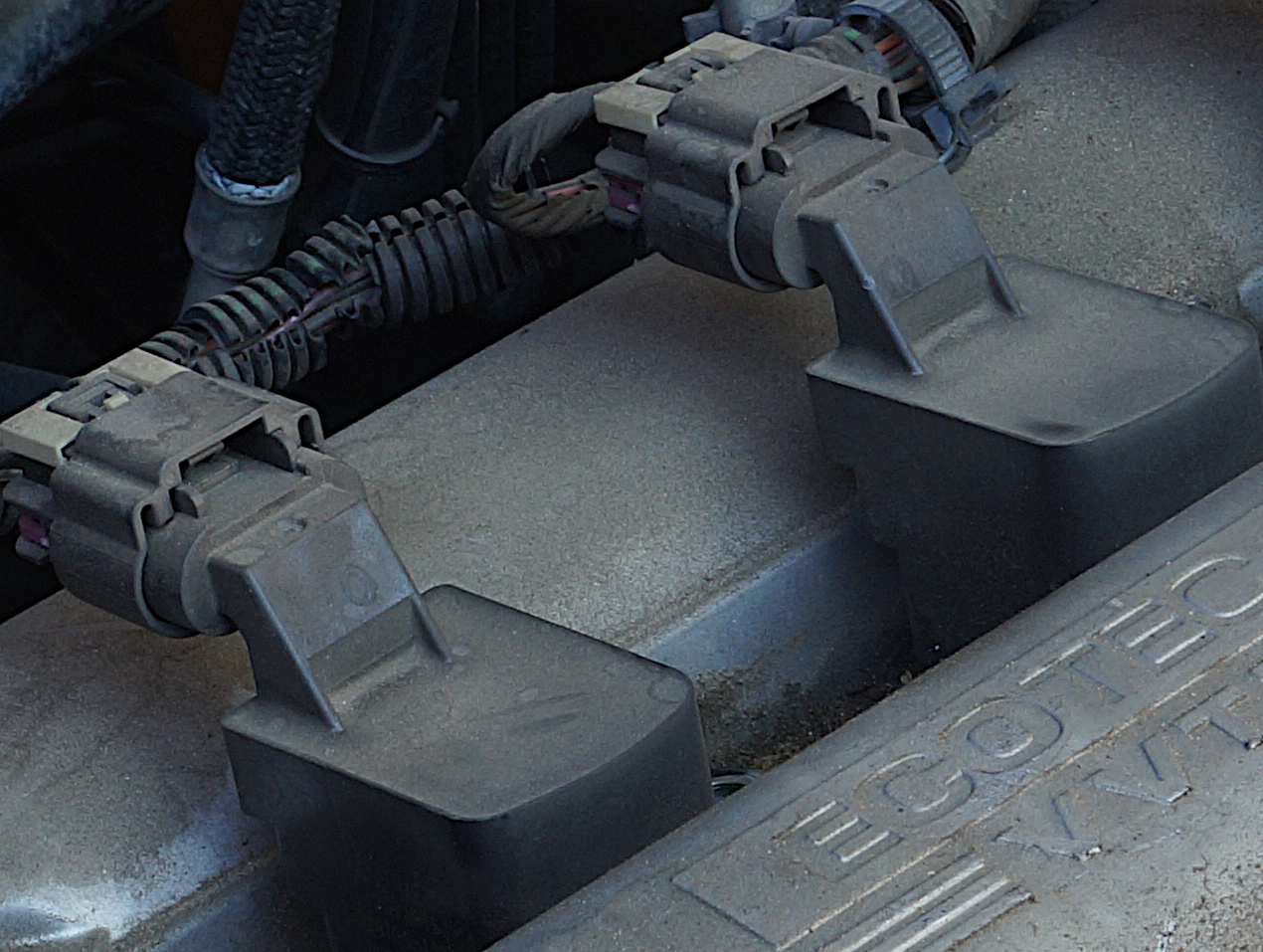 How To Test The Ignition Coils (2.4L Cobalt, HHR, Malibu, G5 GT, G6, Solstice) How To Test The Ignition Coils (2.4L Cobalt, HHR, Malibu, G5 GT, G6, Solstice)